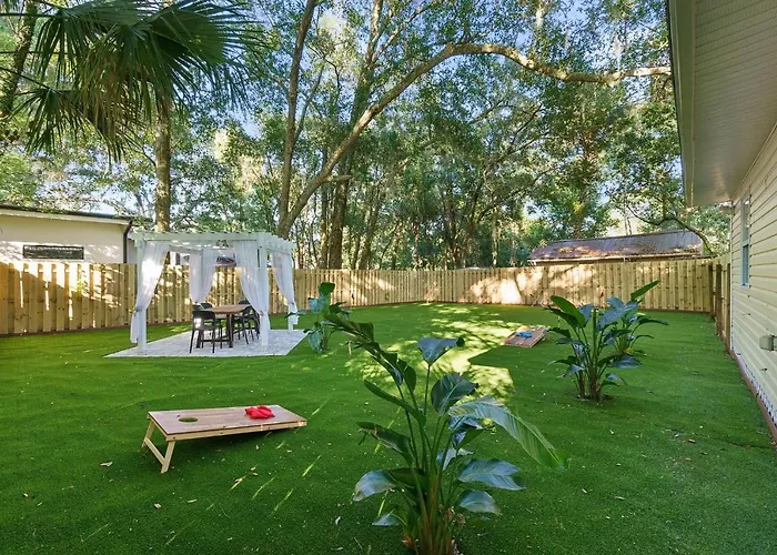 The Garden Cottage - Pet Friendly & 5 Mins To Town
